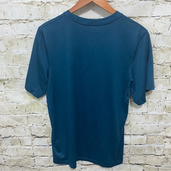 Nike Dri Fit Green Legend Status T Shirt - Picture 3 of 5